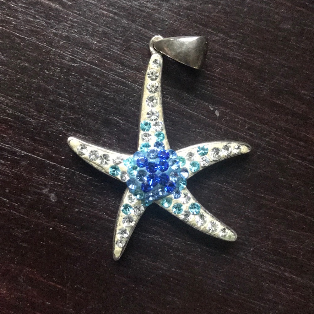 Authentic Swarovski Necklace (missing chain)